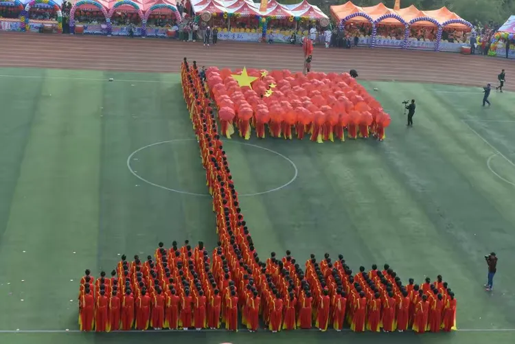 包含沈阳队员精神抖擞，全力备战下一场比赛的词条